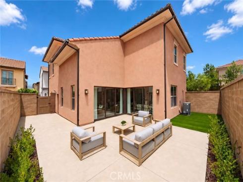 107 Petunia , Irvine, CA