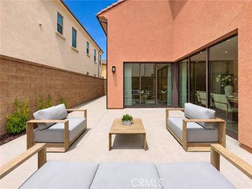 107 Petunia , Irvine, CA