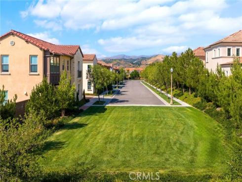 107 Petunia , Irvine, CA