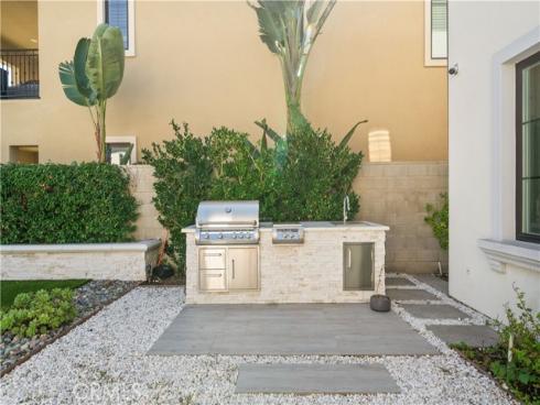 57 Kite , Irvine, CA