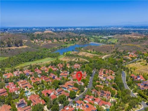 27  Vernal  , Irvine, CA