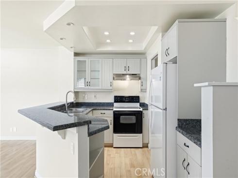 51  Greenmoor  , Irvine, CA