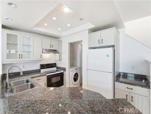 51  Greenmoor  , Irvine, CA