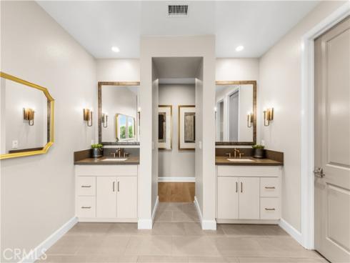 121 Whisper Rock , Irvine, CA