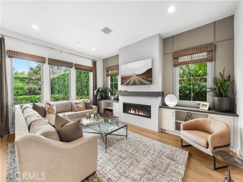 121 Whisper Rock , Irvine, CA