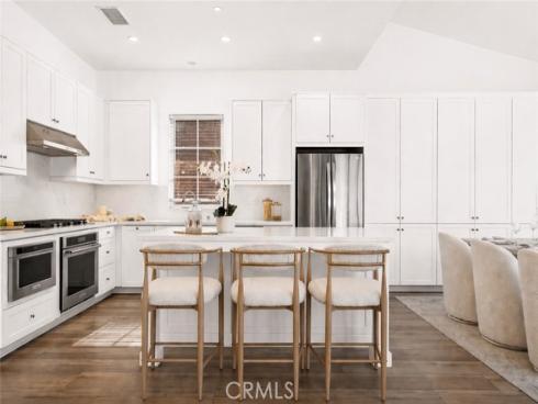 162  Winnett  , Irvine, CA