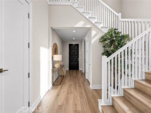 162  Winnett  , Irvine, CA