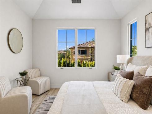 162  Winnett  , Irvine, CA