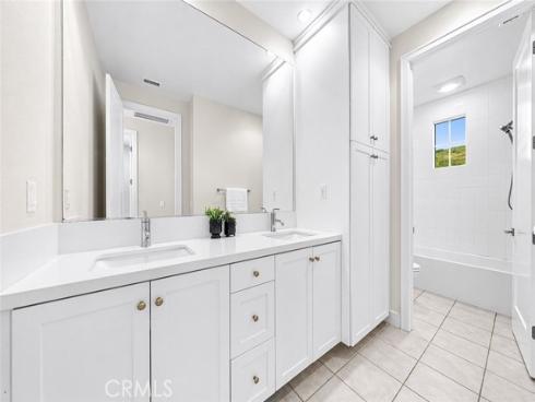 162  Winnett  , Irvine, CA