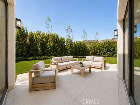 162  Winnett  , Irvine, CA