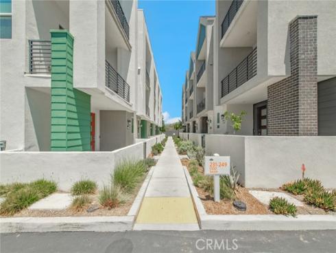 233 Sash , Irvine, CA
