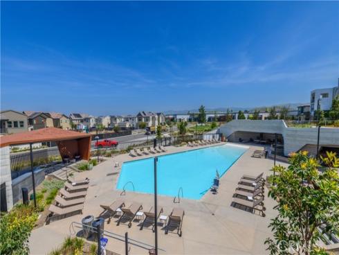 233  Sash  , Irvine, CA