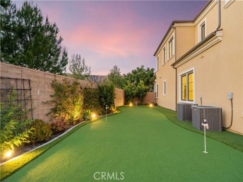 136 Salt Spg , Irvine, CA