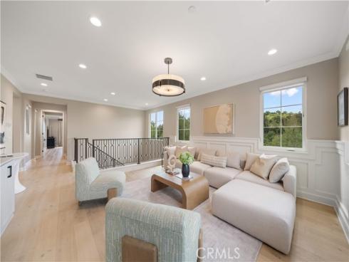 136 Salt Spg , Irvine, CA