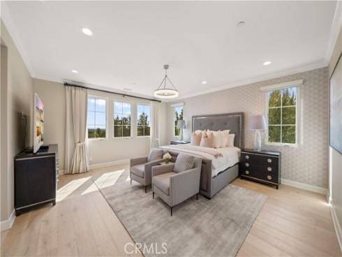 136 Salt Spg , Irvine, CA