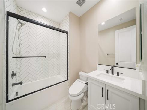 136 Salt Spg , Irvine, CA