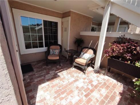 36 Woodleaf , Irvine, CA