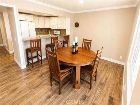 36 Woodleaf , Irvine, CA