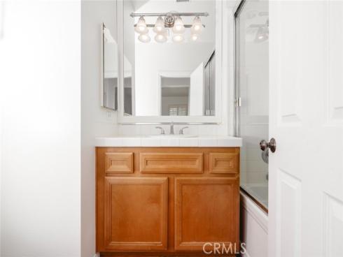 127 Jadestone , Irvine, CA