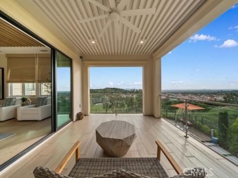 100 Boulder Pass , Irvine, CA