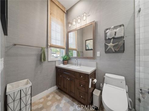 100 Boulder Pass , Irvine, CA
