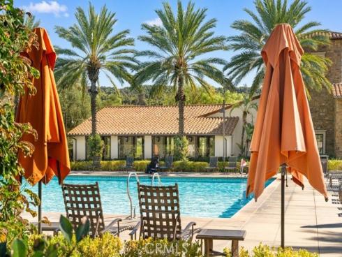 100 Boulder Pass , Irvine, CA