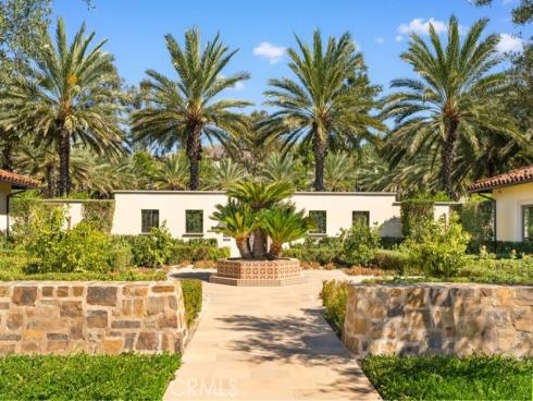 100 Boulder Pass , Irvine, CA