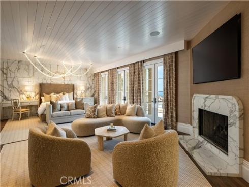 76 Golden Eagle , Irvine, CA