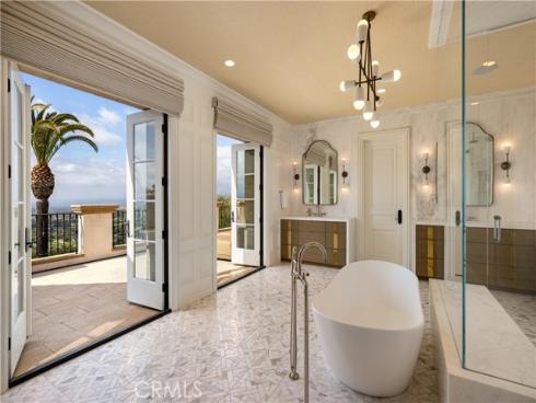 76 Golden Eagle , Irvine, CA