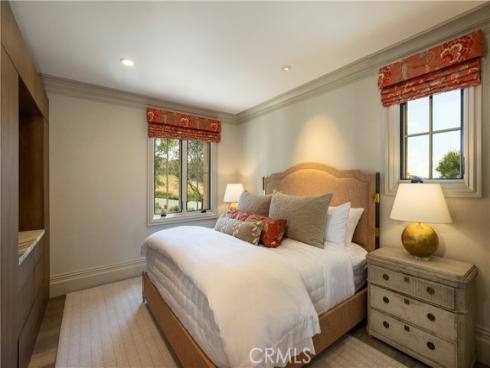 76 Golden Eagle , Irvine, CA