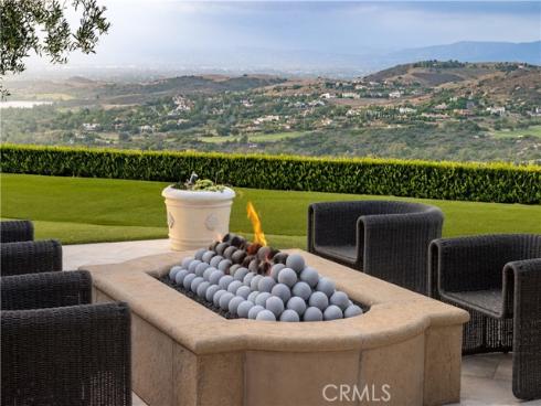 76 Golden Eagle , Irvine, CA