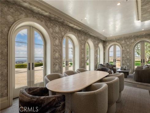 76 Golden Eagle , Irvine, CA