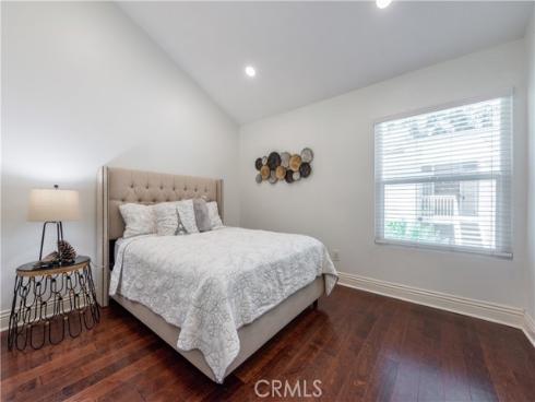 249 Pineview , Irvine, CA