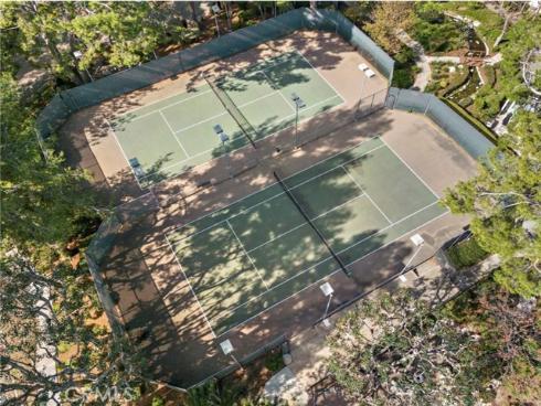 249 Pineview , Irvine, CA