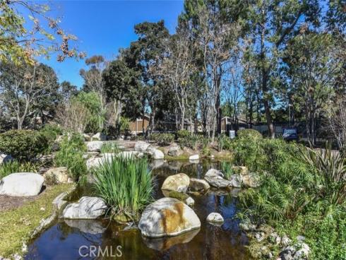 249 Pineview , Irvine, CA