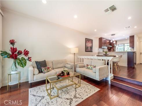249 Pineview , Irvine, CA