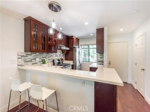 249 Pineview , Irvine, CA