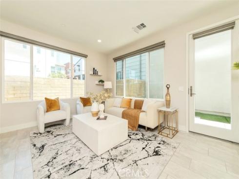 123 Tenor , Irvine, CA