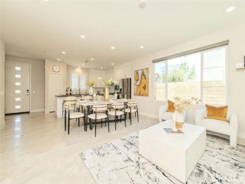 123 Tenor , Irvine, CA