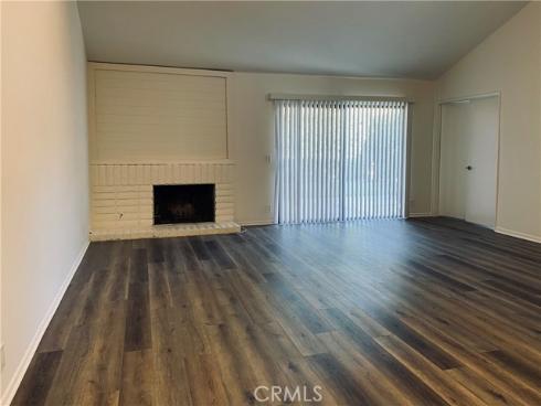 4 Windwood , Irvine, CA
