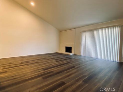 4 Windwood , Irvine, CA