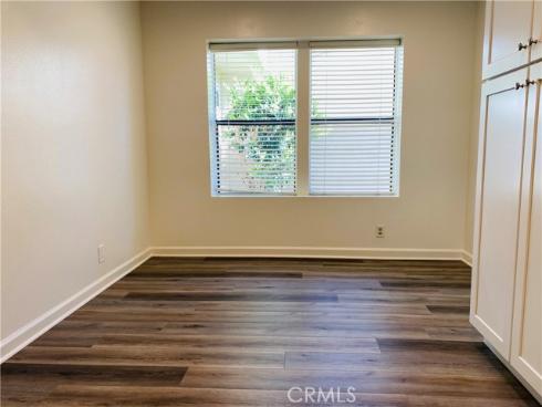 4 Windwood , Irvine, CA