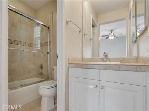 22  Duet  , Irvine, CA