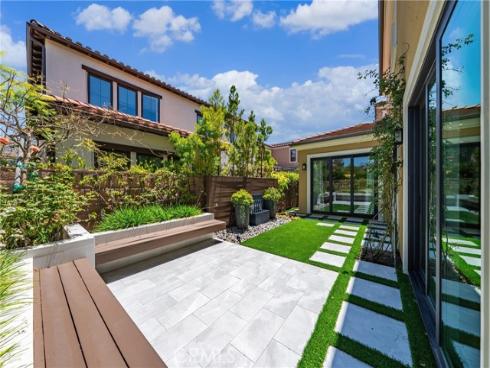 123 salt spring , Irvine, CA
