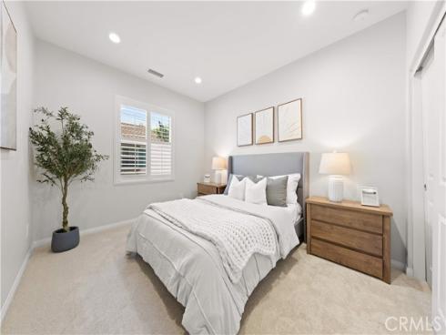 120  Pendant  , Irvine, CA