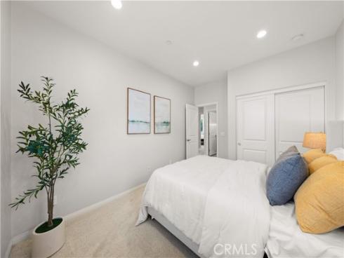 120  Pendant  , Irvine, CA