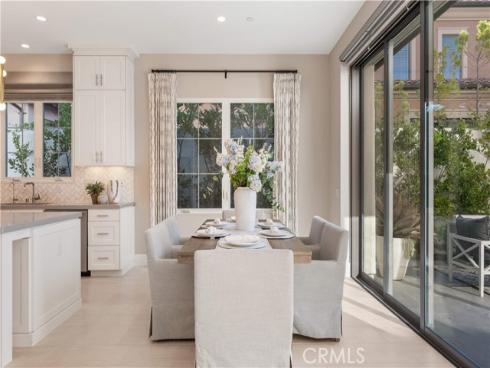 126 Bellini , Irvine, CA