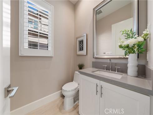 126 Bellini , Irvine, CA