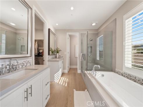 126 Bellini , Irvine, CA