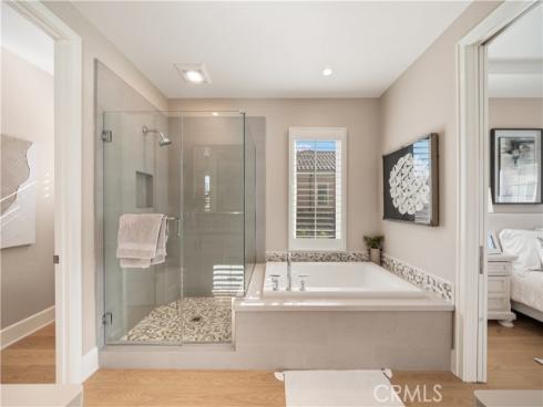 126 Bellini , Irvine, CA
